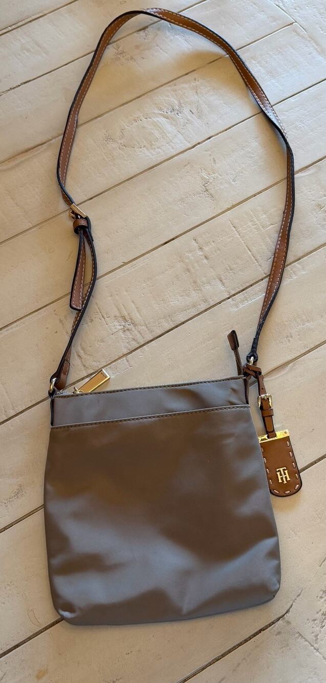 Tommy hilfinger Purse
